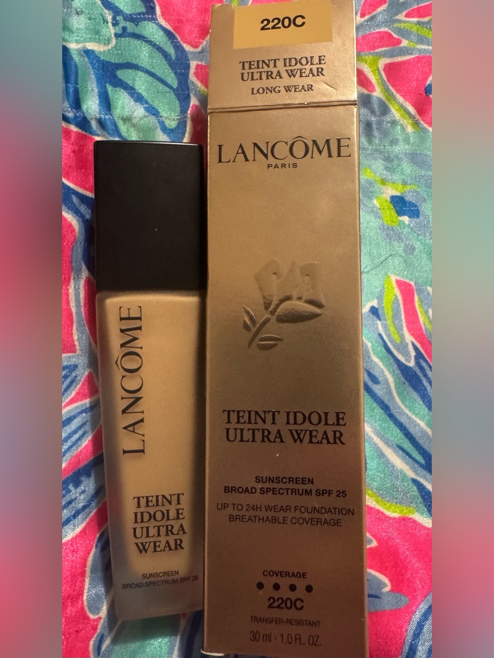 Teint Idole Ultra Wear Foundation - 220C